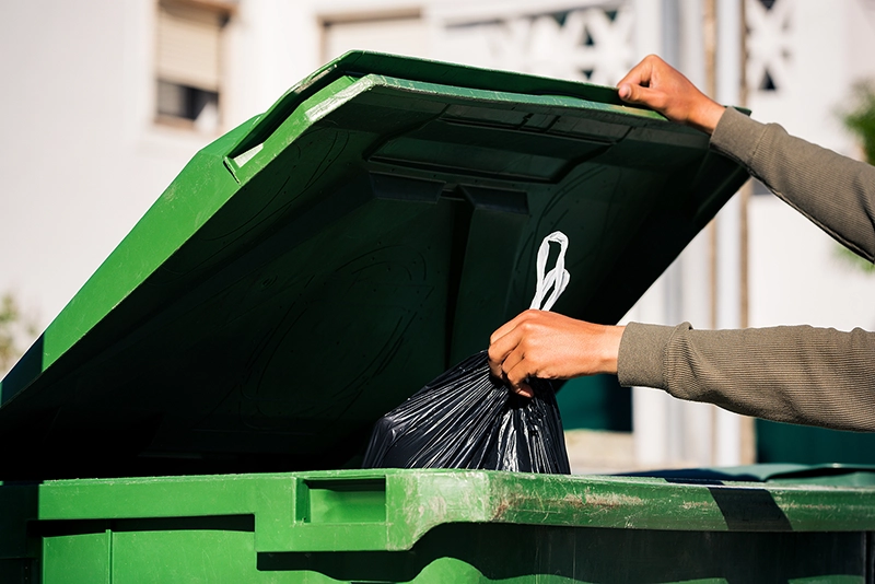 Trash Out Service